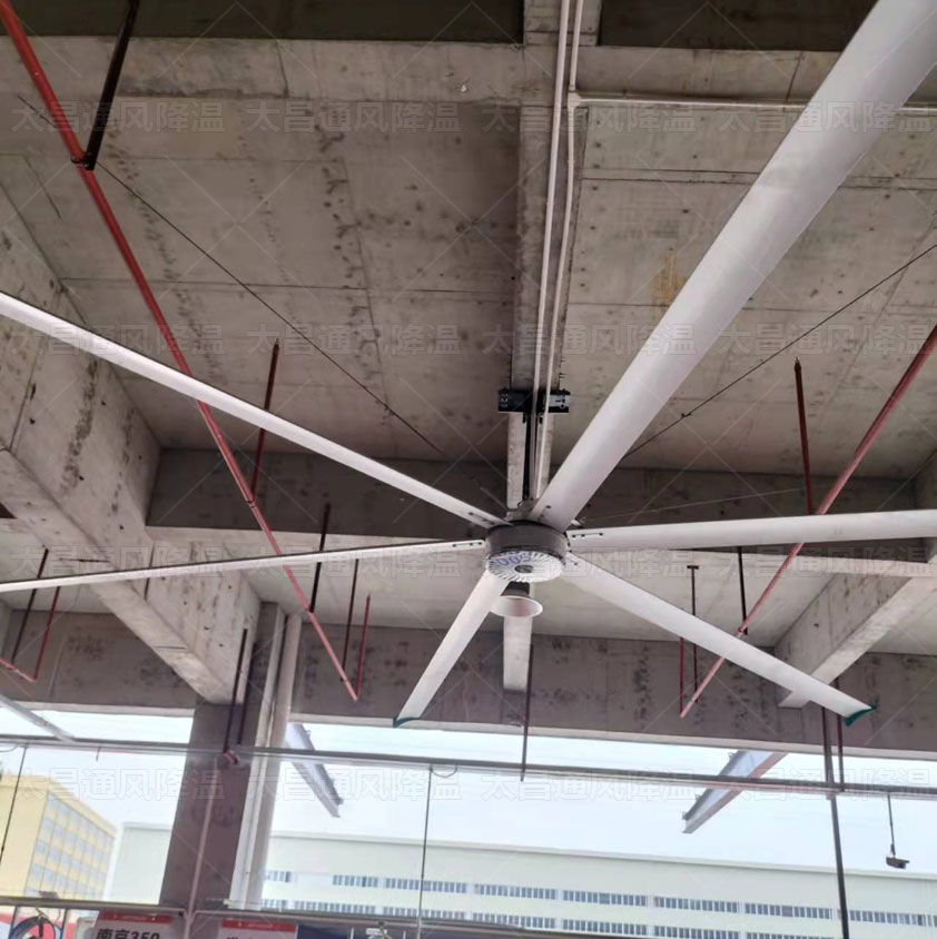 工業大風扇幫助倉庫車間通風除濕